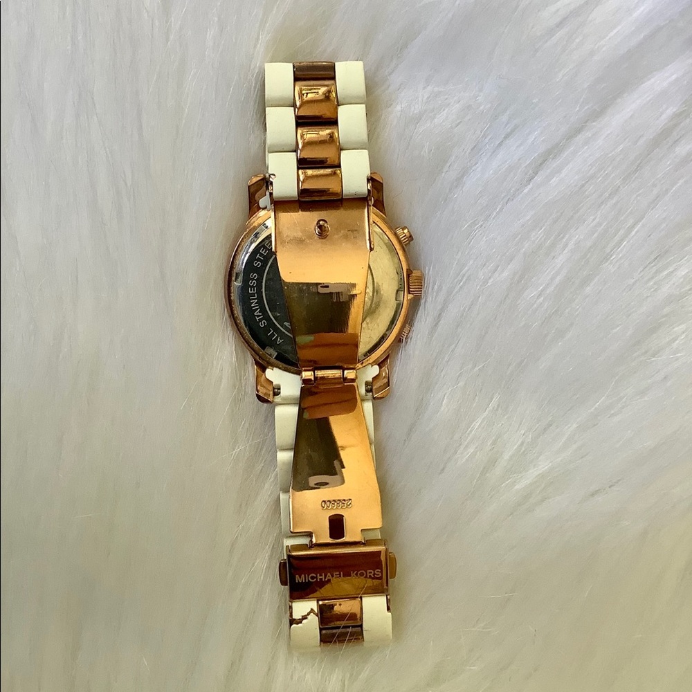 Michael Kors | White Rose Gold Watch - Picture 6 of 7